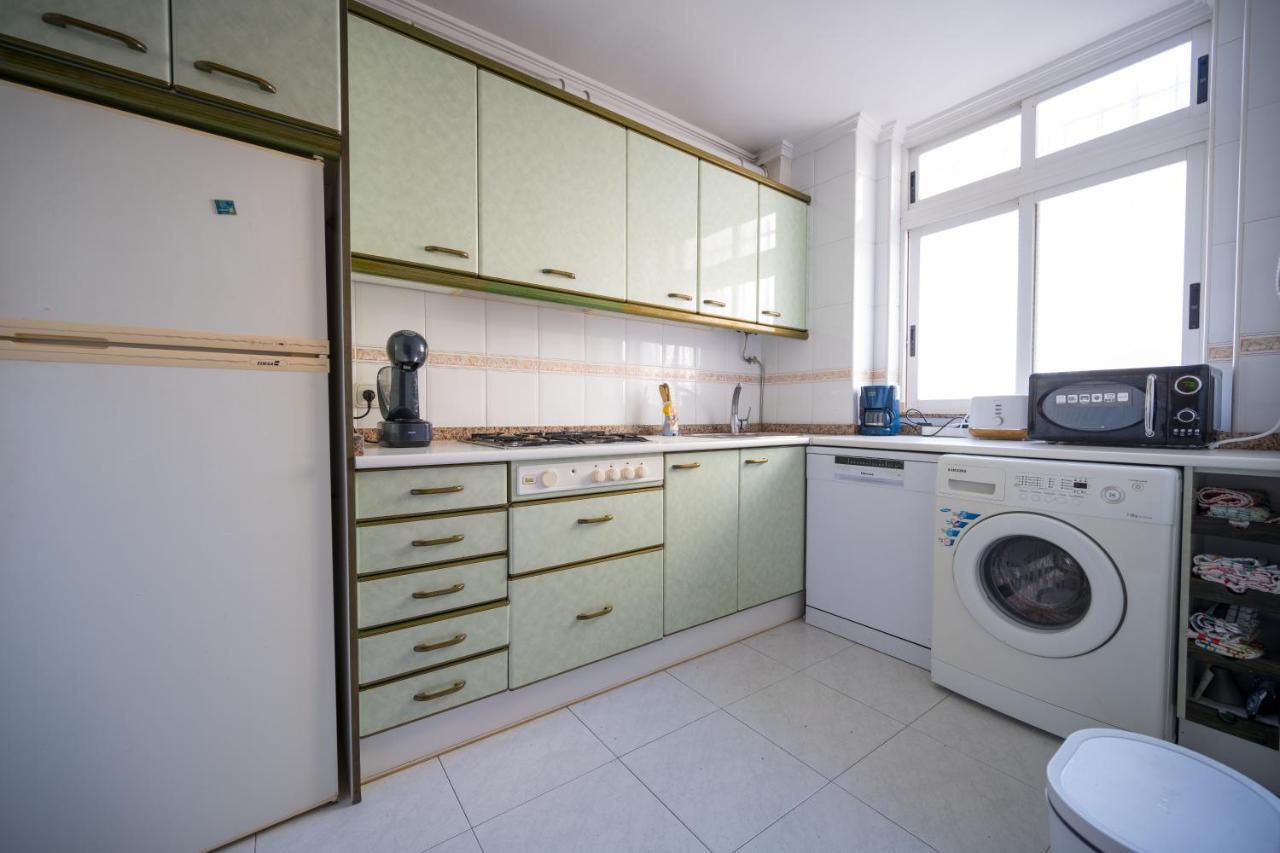 Beautiful 2 Bedroom In Parque Loix 3 Minutes Walk To The Beach Benidorm Esterno foto