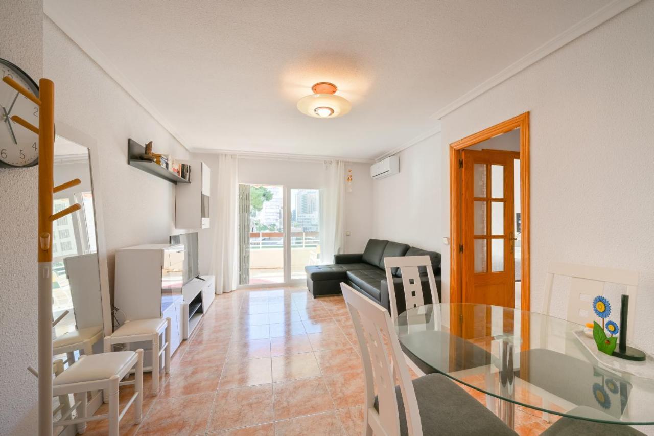 Beautiful 2 Bedroom In Parque Loix 3 Minutes Walk To The Beach Benidorm Esterno foto