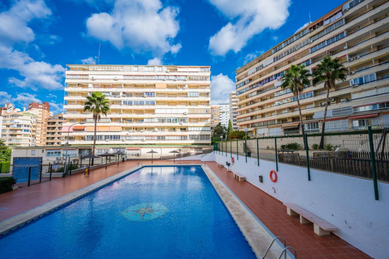 Beautiful 2 Bedroom In Parque Loix 3 Minutes Walk To The Beach Benidorm Esterno foto